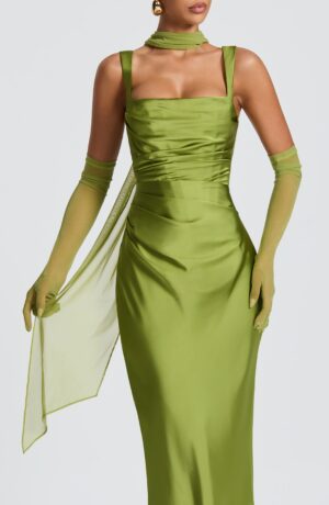Women's Olive Neck Wrap in Light Mesh