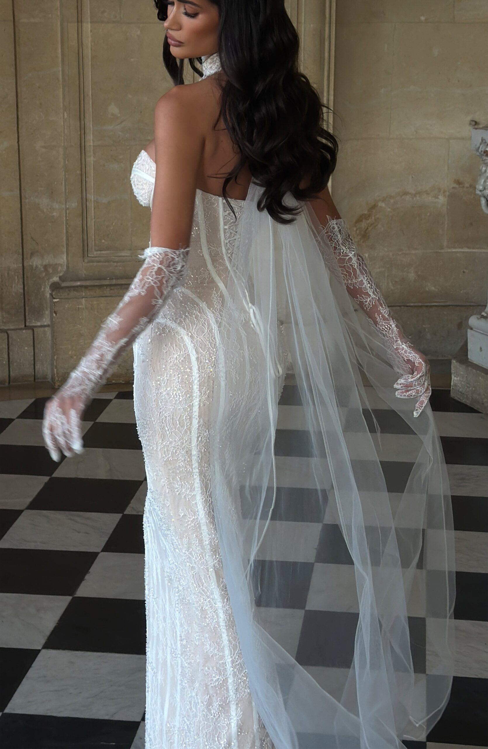 Bridal Ivory Choker Scarf with Tulle Details - Image 3