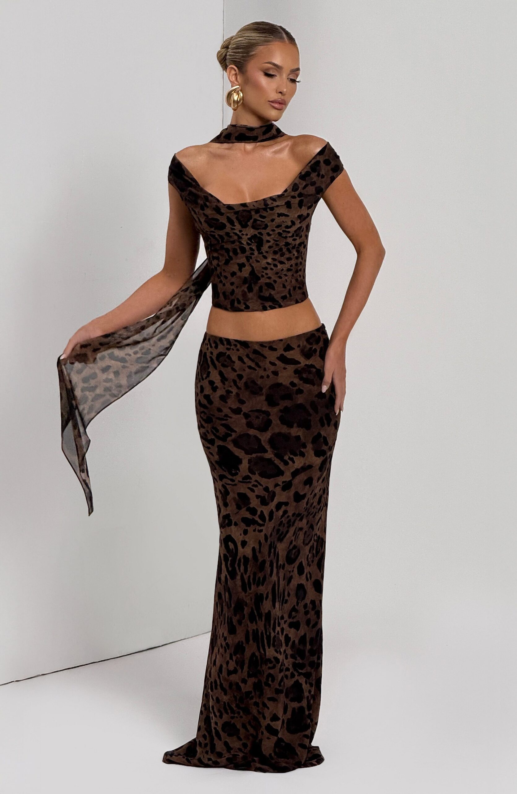 Elegant Chiffon Animal Pattern Neck Wrap - Image 3