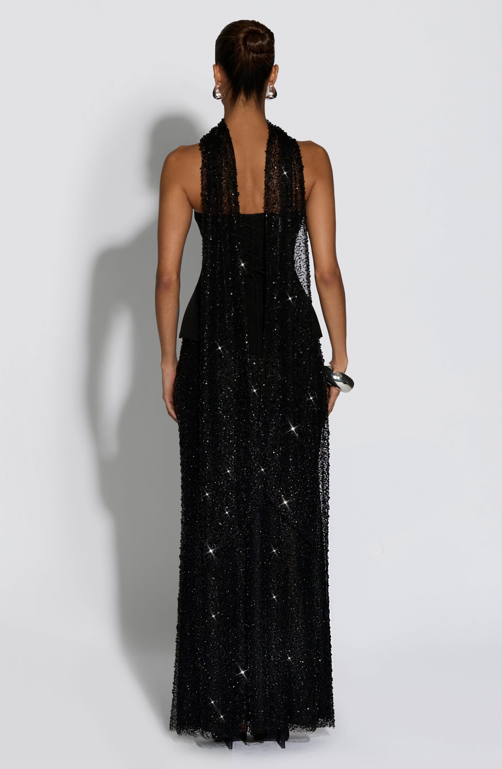 Elegant Black Tulle Neck Wrap - Image 4